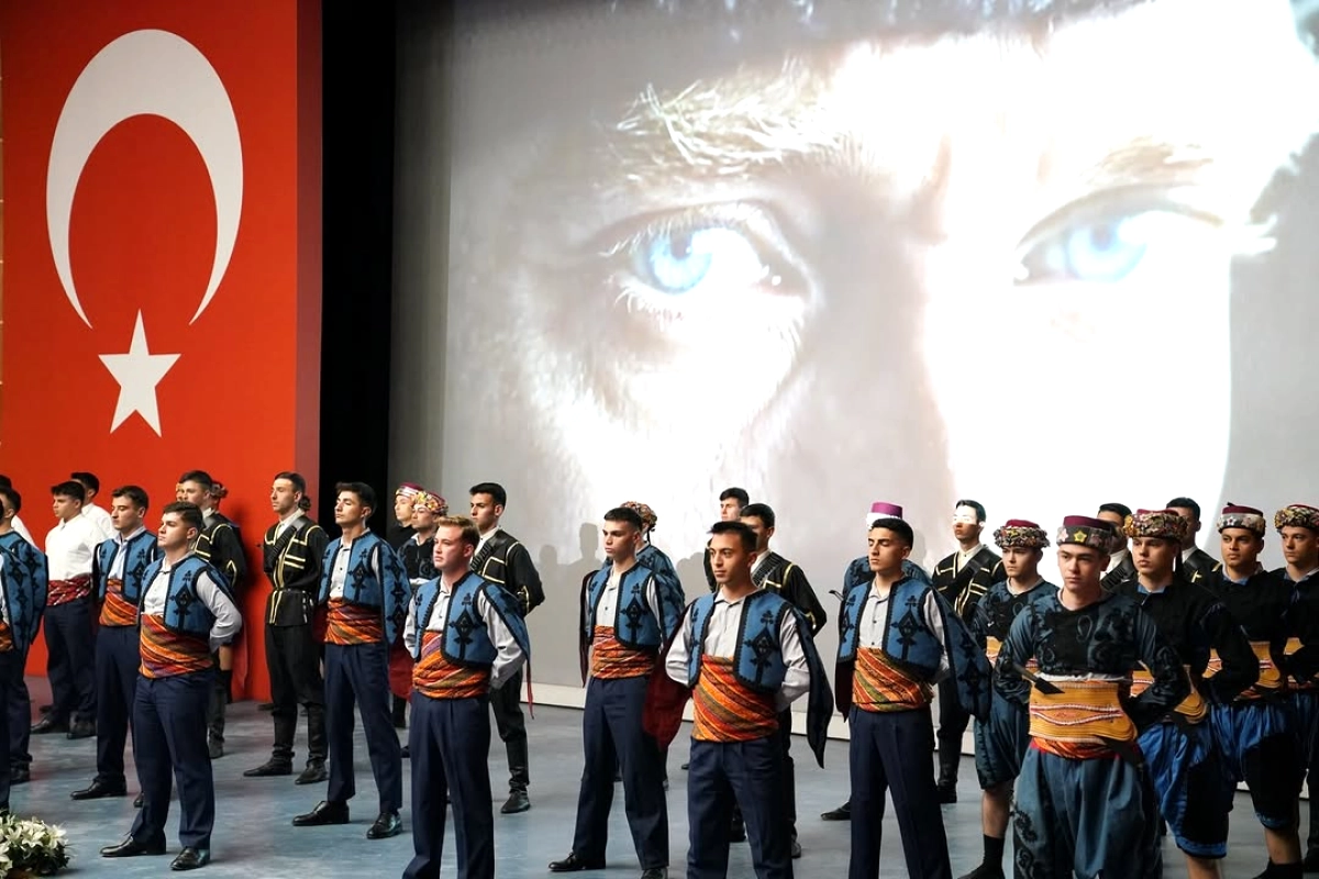 Hava Astsubay Eğitim Tarihi Paneli: Üç General ve Davetliler Katıldı