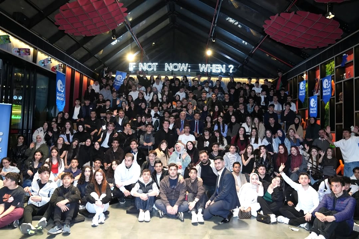 Ümraniye Gençlik Meclisi Bakan Yardımcısı Boyraz'ı Ağırladı