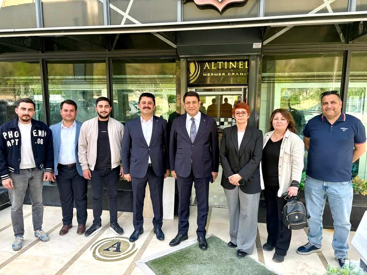 DEVA Partili İdris Şahin, Yenimahalle İlçe Başkanı'nı İş Yerinde Ziyaret Etti