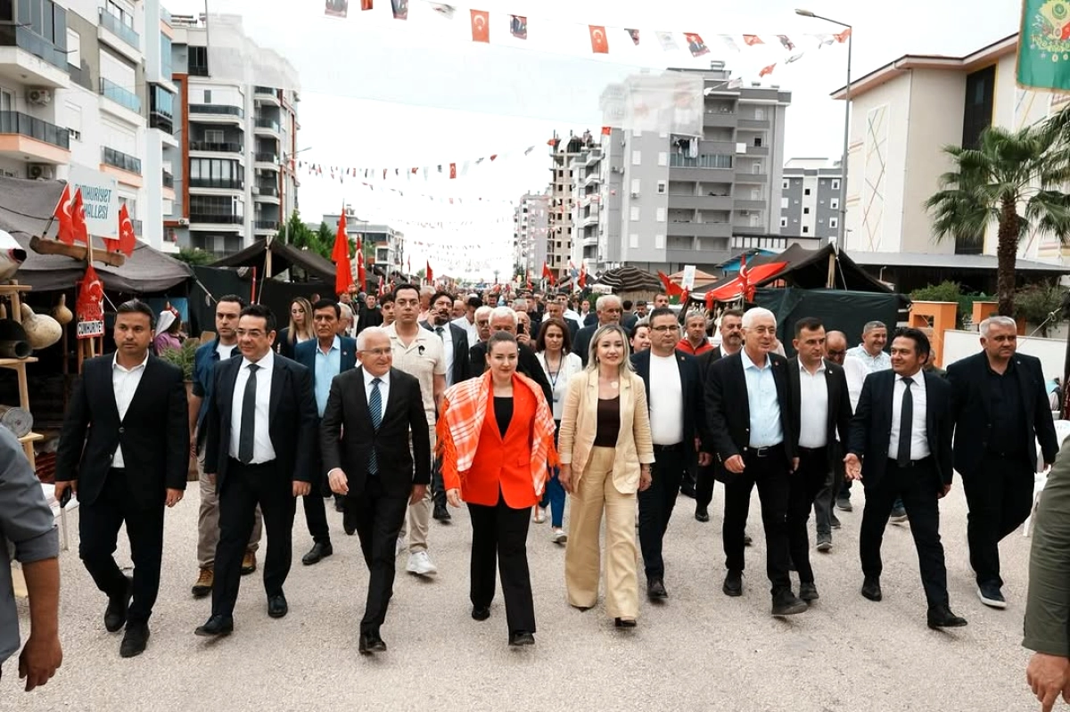 Kumluca'da Yörük Obaları Açıldı: Kültür Mirası Aktarılıyor