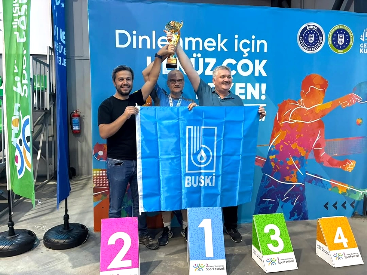 BUSKİ Masa Tenisi Takımı Bursa'da Şampiyonluğa Ulaştı