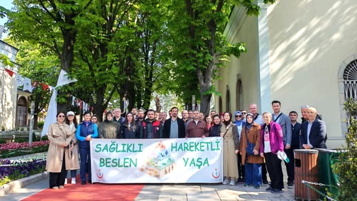 Bursa'da Sağlık ve Tarih Buluştu: Fetih Rotası'nda Yürüyüş