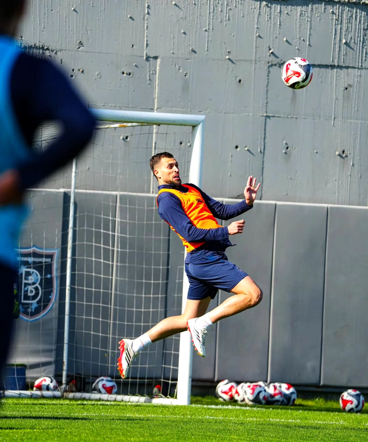 Başakşehir Fenerbahçe Maçı Hazırlıklarını Sürdürüyor