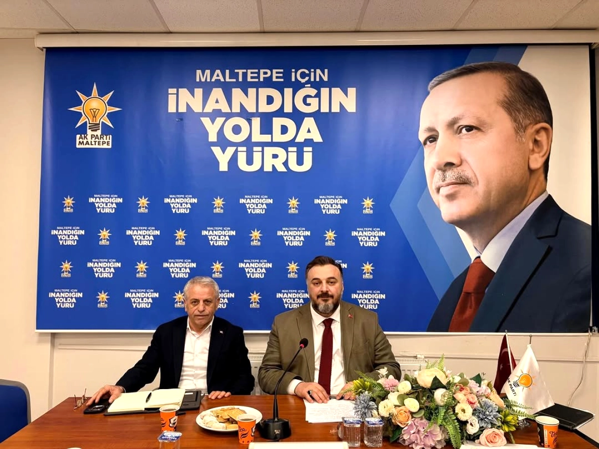 AK Parti Maltepe Yönetim Kurulu Toplantısını Gerçekleştirdi