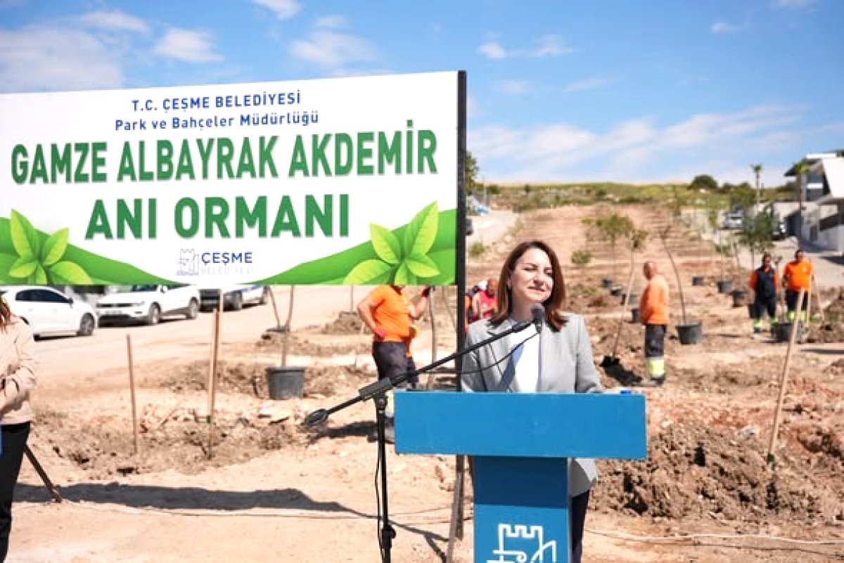 Çeşme'de Gamze Albayrak Akdemir Anısına Fidanlar Toprakla Buluştu