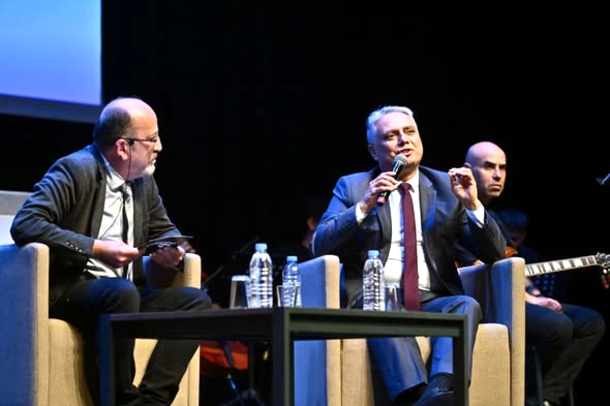 Antalya'da Şiir ve Müzik Buluşması: Unutulmayan Dizeler ve Ezgiler Akşamı