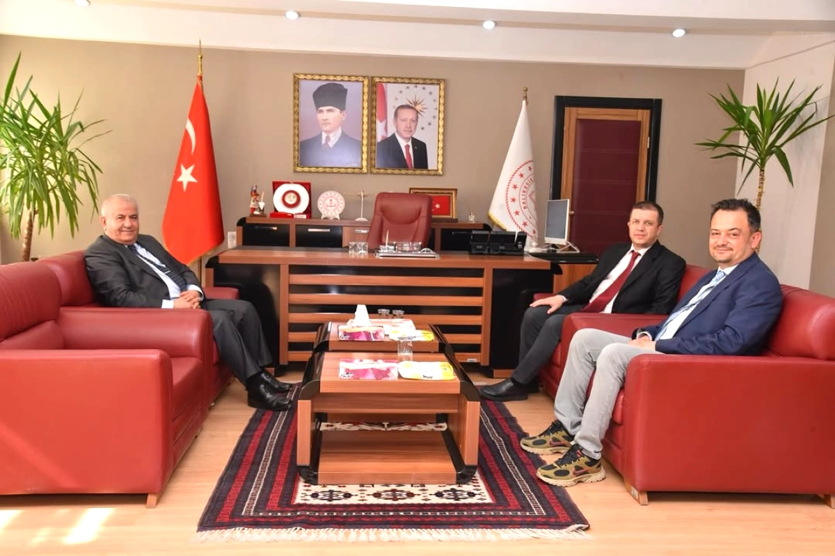Balıkesir Üniversitesi'nden İl Millî Eğitim Müdürlüğü'ne İş Birliği Ziyareti