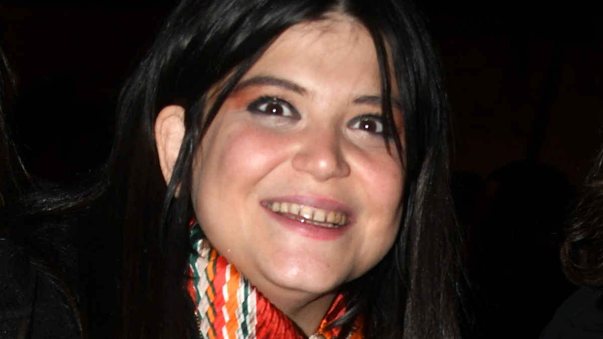 Feyza Civelek 31. Yaş Gününü Kutladı: Hediyesi Araba Oldu