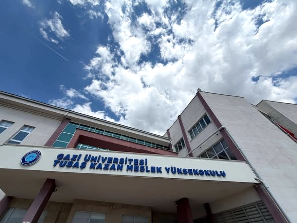 Zeynep Yıldız TUSAŞ-Kazan MYO'da: Savunma Sanayii Gençleriyle Buluşma