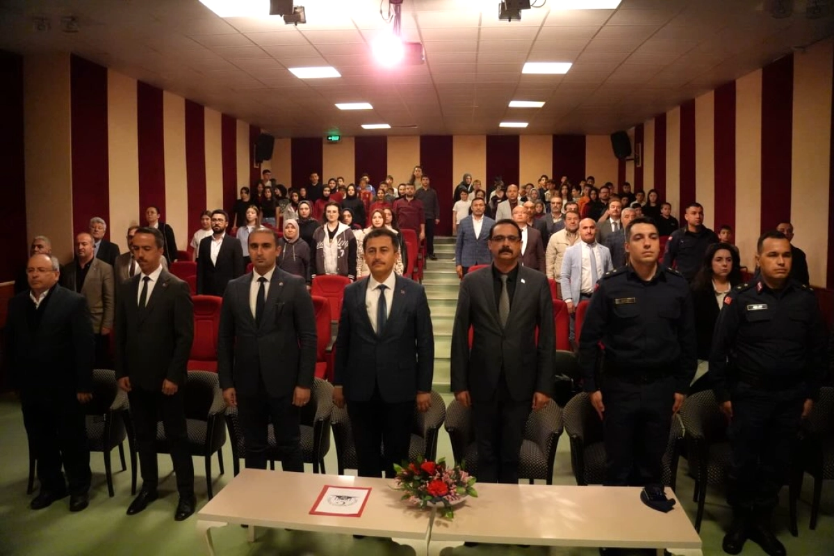 Bolvadin'de Kut'ül Amare Zaferi'nin 110. Yılı Törenle Anıldı