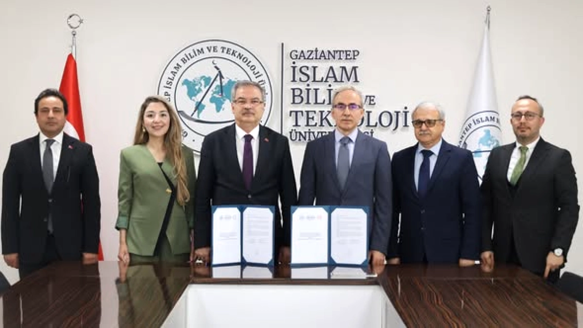 GİBTÜ'de Türkiye'nin 21. Yüzyıl Vizyonu ve Ortadoğu'da Barış Konuşuldu