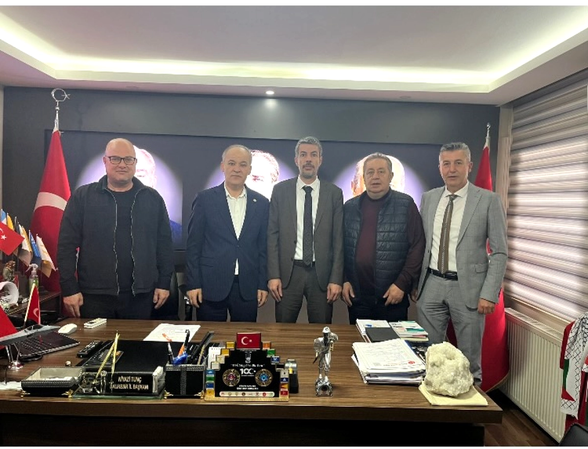 Esnaf Odaları Başkanlarından MHP Balıkesir İl Başkanlığı'na Ziyaret