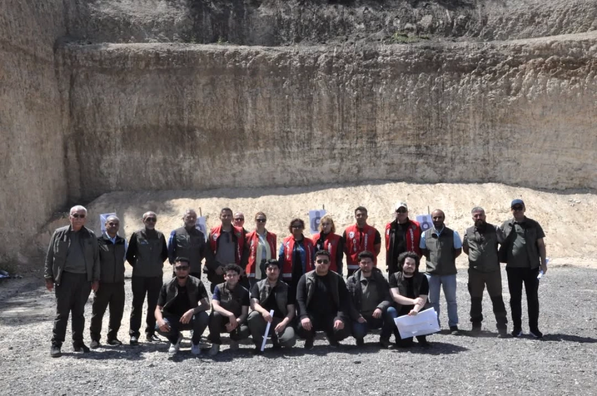 Bursa'da Doğa Koruma Personeline Silah Eğitimi