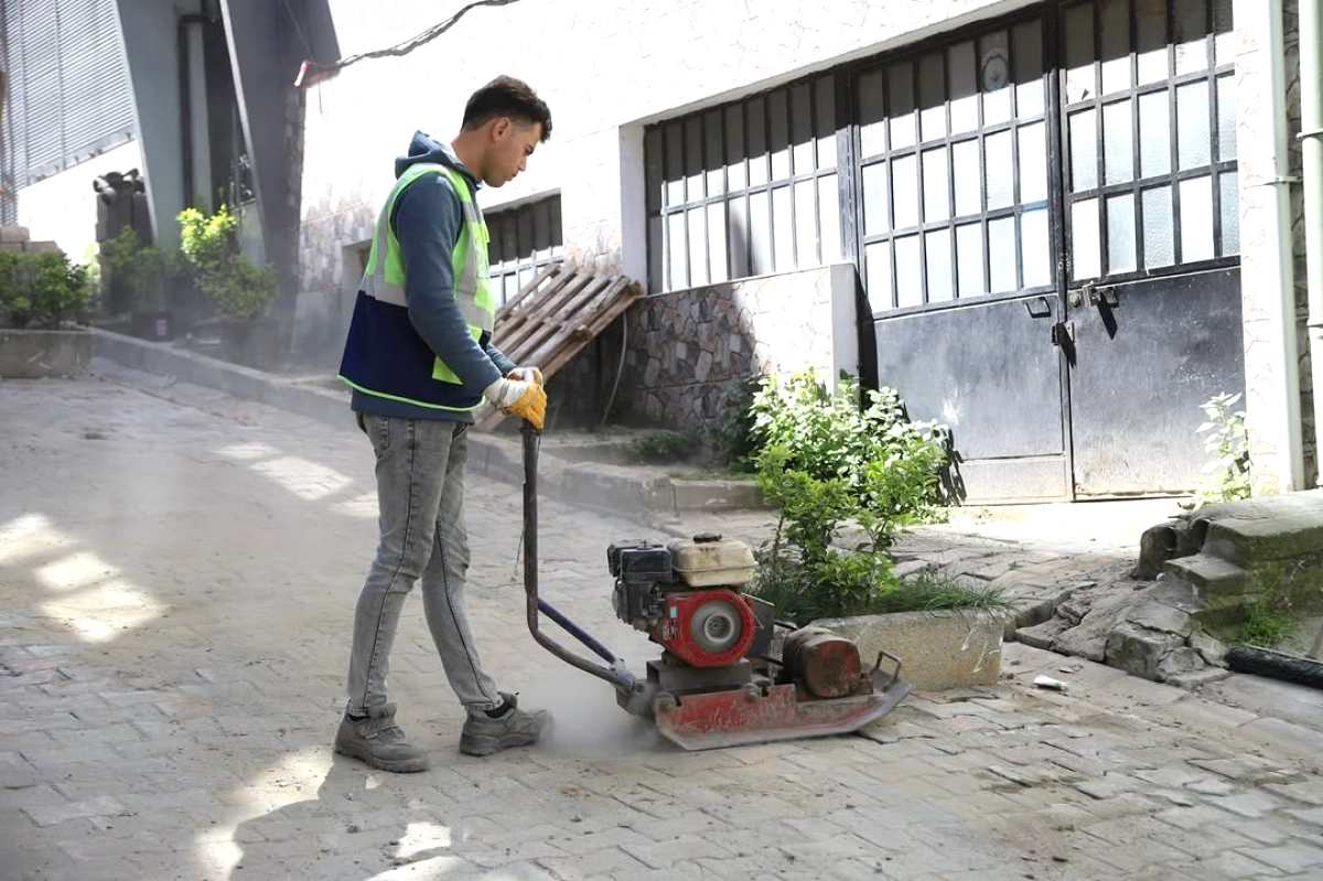 Kağıthane'de Yaya Yolları Yenileniyor: Estetik ve Güvenlik Bir Arada