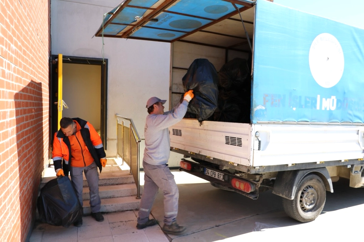 Şile'de Öğrencilerden Çevre İçin Anlamlı Katkı: Atıklar Geri Dönüşüme