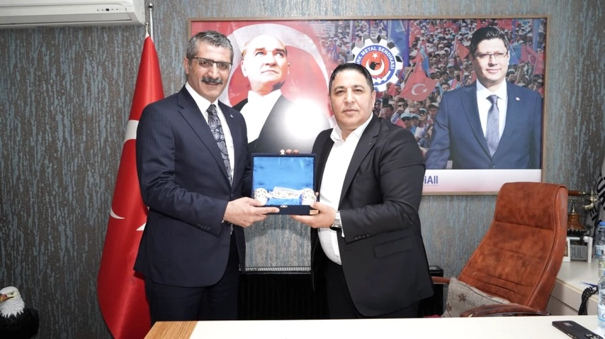 İYİ Parti'den Türk Metal Sendikası'na 1 Mayıs Öncesi Ziyaret: Emekçi Talepleri Dinlendi