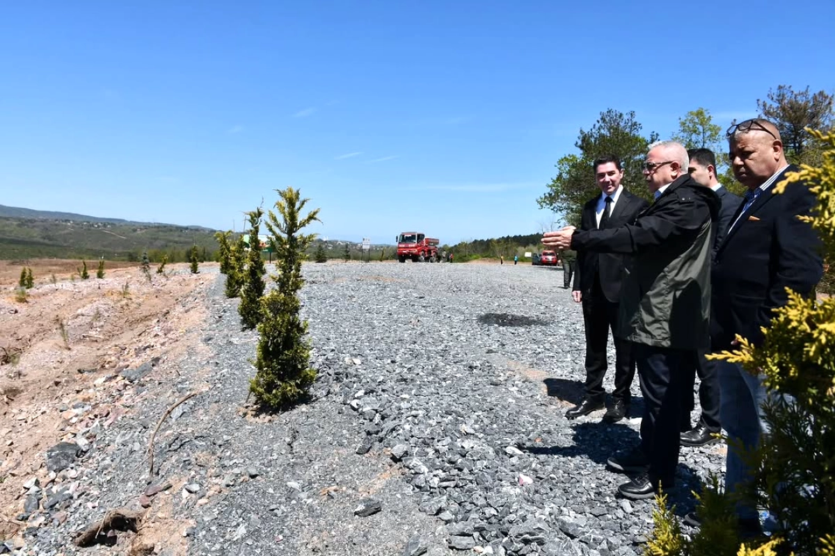 Çekmeköy'de Roman Öğrenciler Fidan Dikti: Geleceğe Nefes Oldular