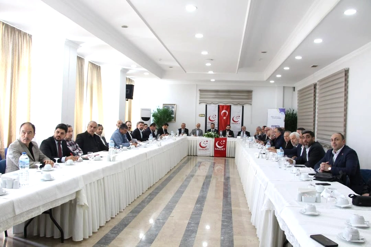 Saadet Partisi Yalova'da Ortak Akıl Çalıştayı Düzenledi