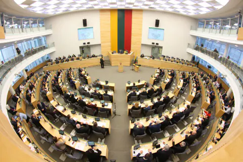 Litvanya Parlamento Nükleer Silah Yasaklığını Kaldırdı: Anayasa Madde 137 Tarihe Karıştı