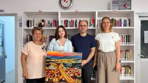 Genç Sanatçı Jayrona Normuminova'dan Bilecik Kent Konseyi'ne Ziyaret