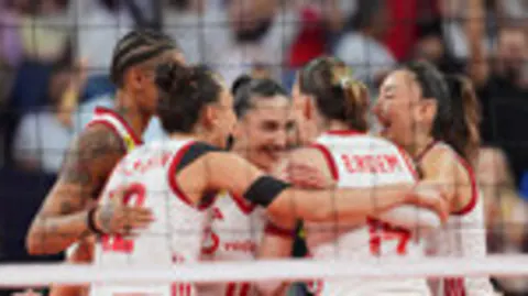 A Milli Kadın Voleybol Takımı Tarih Yazdı: Avrupa Şampiyonası Finalinde!