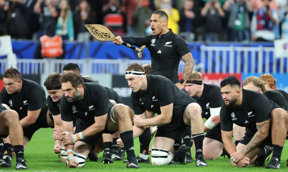Rugby'de Devlerin Savaşı: Hull FC ve New Zealand Warriors görseli