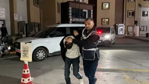 Denizli’de polis kılığında dolandırıcılık: 3 şüpheli Kütahya’da ele geçirildi