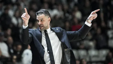 Beşiktaş'ta İstikrar Hamlesi: Dušan Alimpijević ile Sözleşme Yenilendi