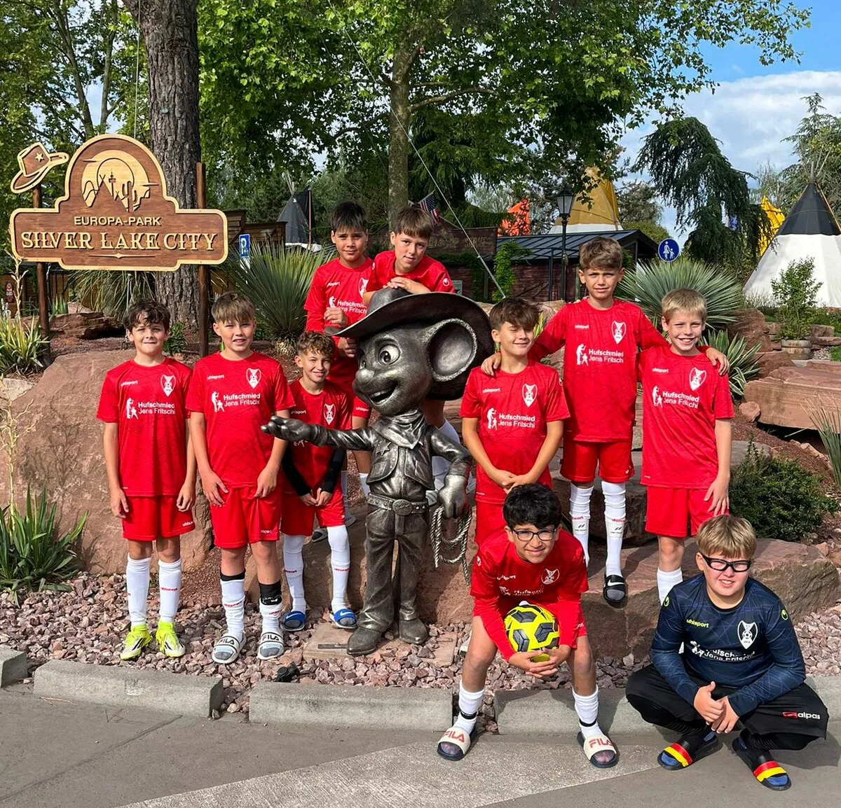 Genç Yetenekler Europapark Cup'ta Sahne Aldı: SSC'den Büyük Mücadele Genç Yetenekler Europapark Cup'ta Sahne Aldı: SSC'den Büyük Mücadele