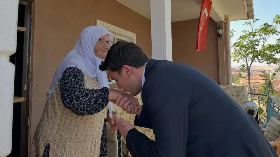 Kızılırmak Kaymakamı'ndan Şehit Ailelerine ve Kıbrıs Gazisine Vefa Ziyareti görseli
