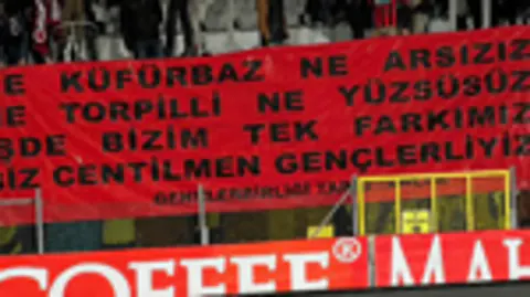 Gençlerbirliği'nin İkonik Pankartı Bilkentli Gençlere Emanet Edildi