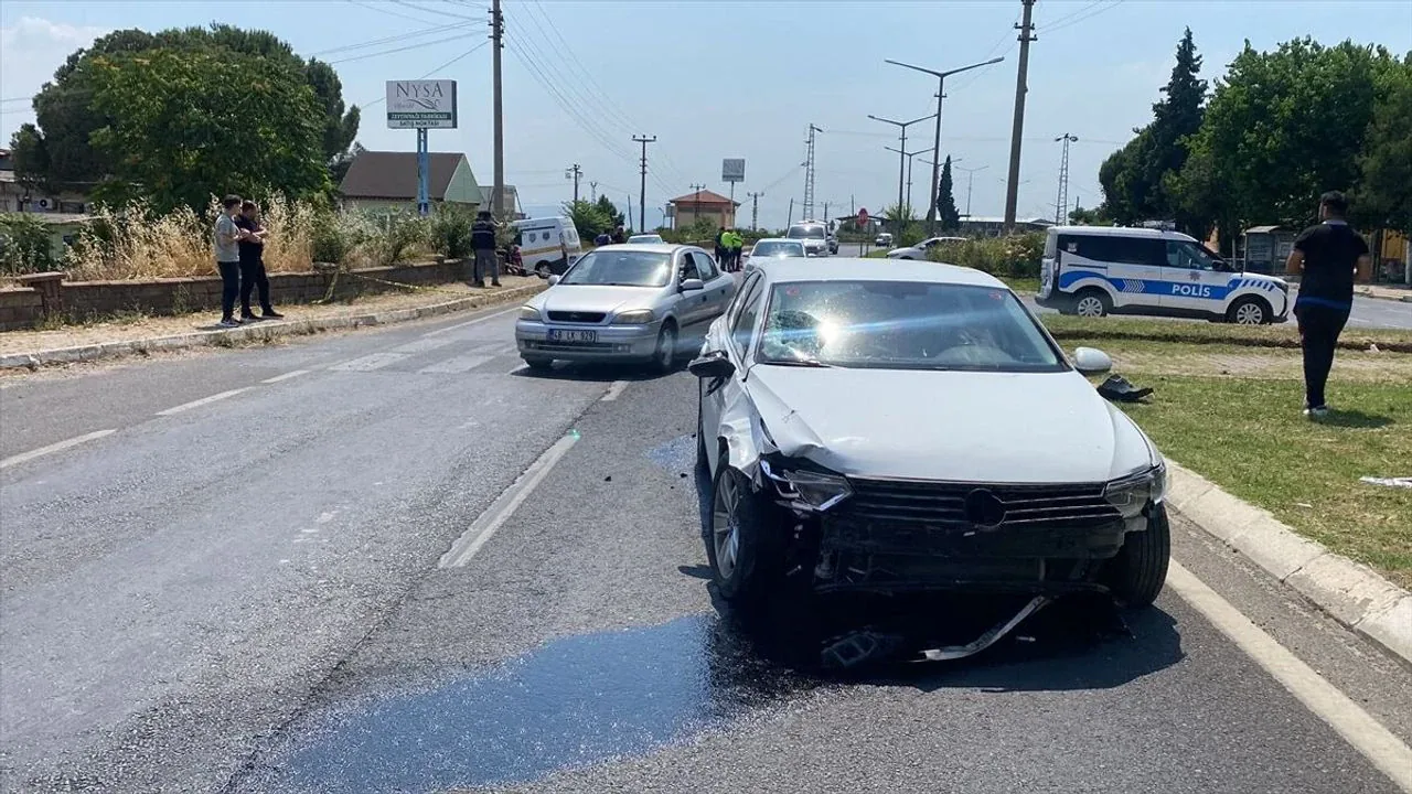 Aydın-Denizli Kara Yolunda Motosiklet Kazası: 1 Ölü Aydın-Denizli Kara Yolunda Motosiklet Kazası: 1 Ölü