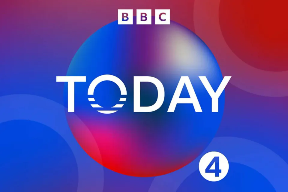 BBC Radio 4 Canlı Yayın Erişimi ve Dijital Dönüşüm Süreci görseli