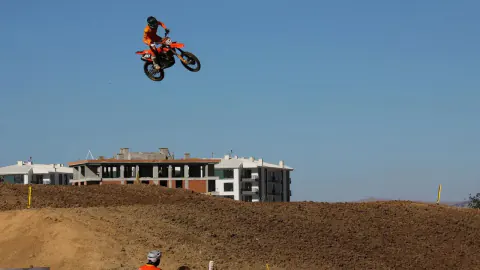 Jeffrey Herlings Afyonkarahisar’da 6. Kez Dünya Şampiyon Oldu: Tarihi Zaferin Detayları