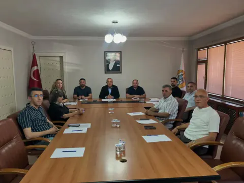 Ulus Belediyesi'nden Kaymakam Fırat Kadiroğlu'na Fahri Hemşehrilik Kararı