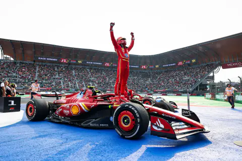 F1 Belçika GP'de Carlos Sainz'a 10 Koltuk Cezası