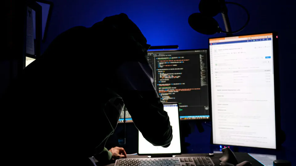 Yapay Zeka Kripto Güvenliğinde Standartları Değiştiriyor: Yazılımcılar İçin Yeni Dönem görseli