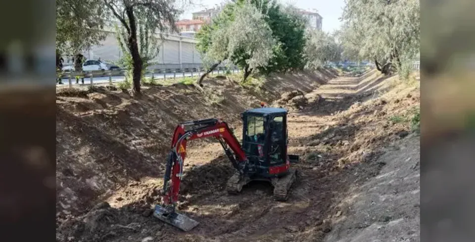 Konya'ya kış öncesi şafağı: KOSKI binlerce metre kanal temizledi, 15 yeni taşkın göleti inşa ediyor görseli