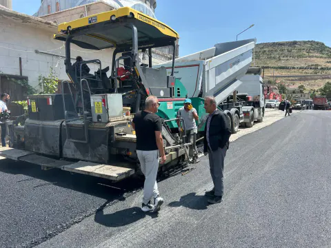 Çankırı Çayırpınar–Küçüklü Yolunda Sıcak Asfalt Çalışmaları Başladı