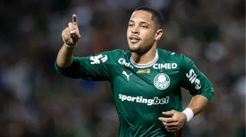 Galatasaray'ın Transfer Listesinde Vitor Roque İsimleri Öne Çıktı