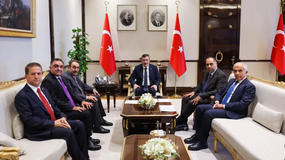 Çukurova Narenciyecileri Külliye'de: Maliyet ve İhracat Krizi Masaya Yatırıldı görseli