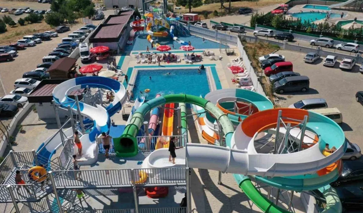 Banaz Hamam Boğazı Aquapark 2026 Sezonu Açıldı: Giriş Ücretleri ve Kurallar Belli Oldu Banaz Hamam Boğazı Aquapark 2026 Sezonu Açıldı: Giriş Ücretleri ve Kurallar Belli Oldu