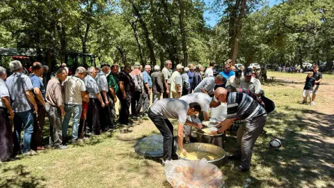 Çan'da Dereoba Köyü Hayrı: 2 Bin Kişi Bir Araya Geldi