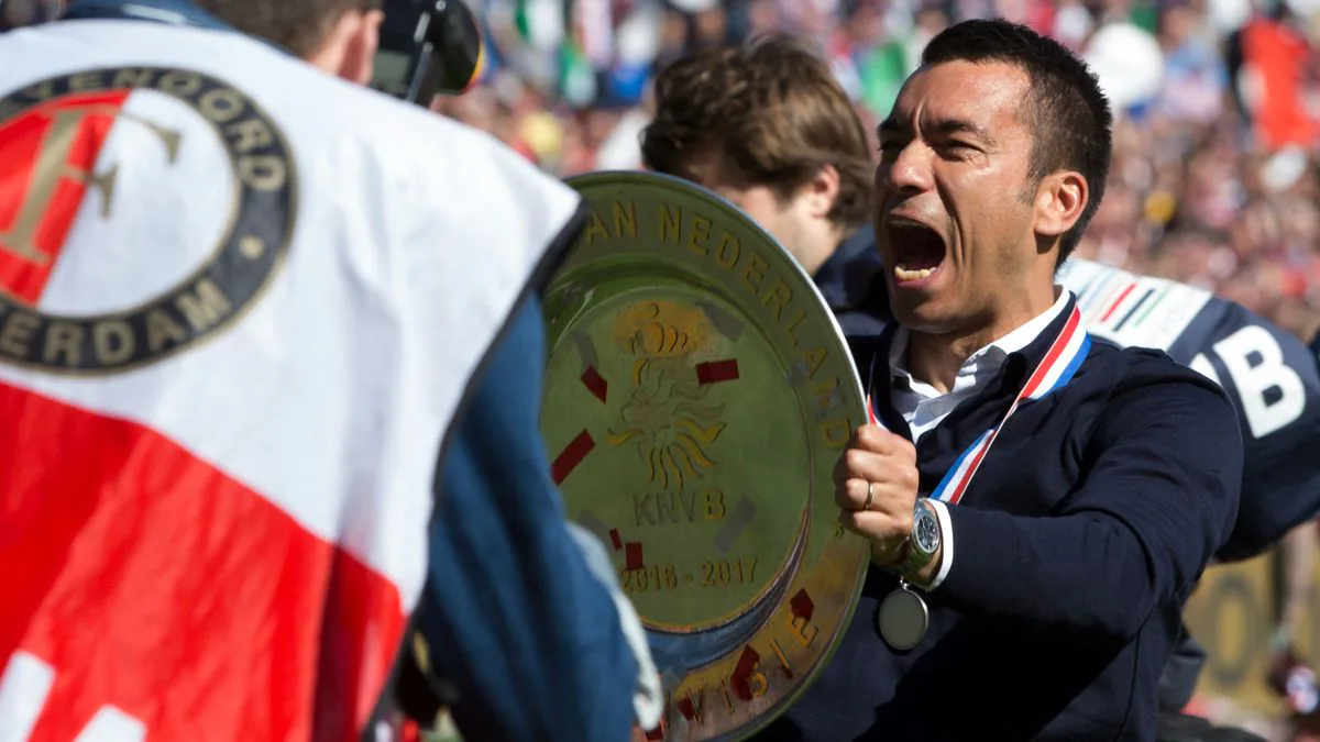 Feyenoord'da Şampiyon Hoca Dönemi: Giovanni van Bronckhorst Geri Döndü Feyenoord'da Şampiyon Hoca Dönemi: Giovanni van Bronckhorst Geri Döndü