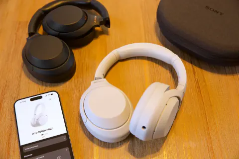 Sony WH-1000XM4C Duyuruldu: Efsanevi Kulaklık 6 Yıl Sonra Geri Döndü