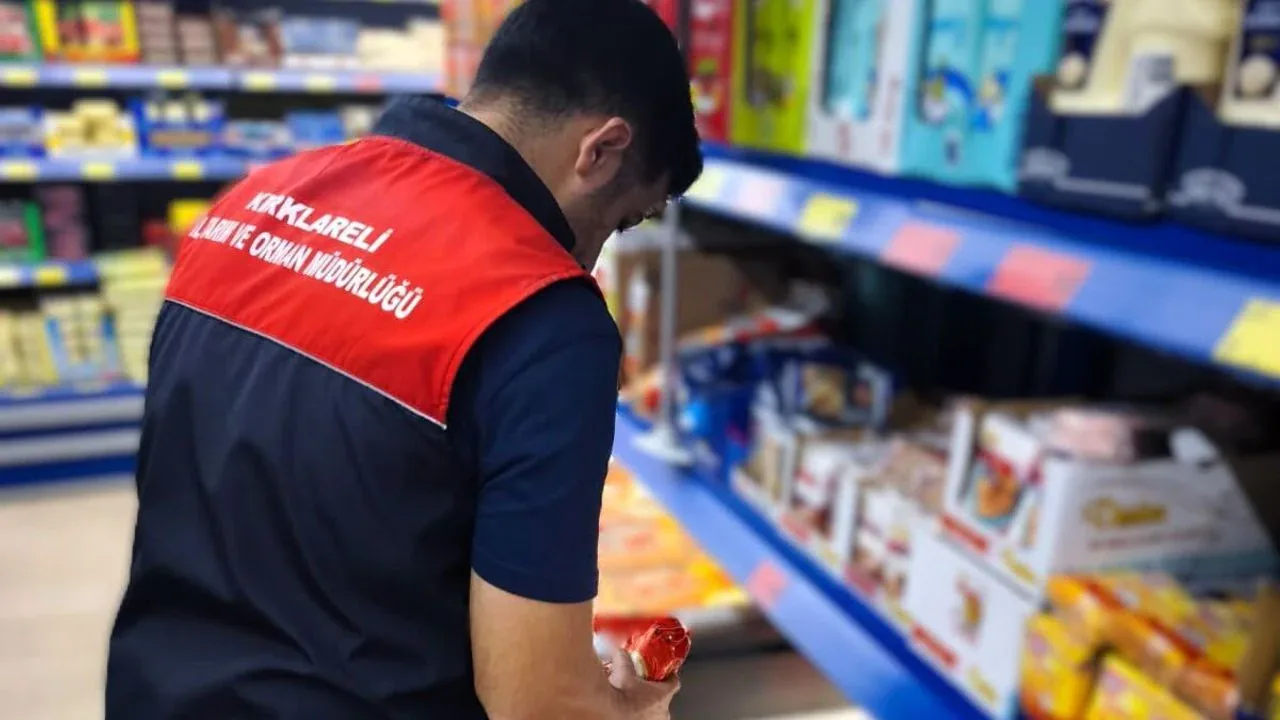 Pınarhisar'da Gıda Denetimleri Yoğunlaştı: Riskli İşletmeler Hedefte Pınarhisar'da Gıda Denetimleri Yoğunlaştı: Riskli İşletmeler Hedefte