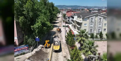 Gölcük Çiftlik Mahallesi'nde Büyük Dönüşüm: 150 Sokak Yenileniyor
