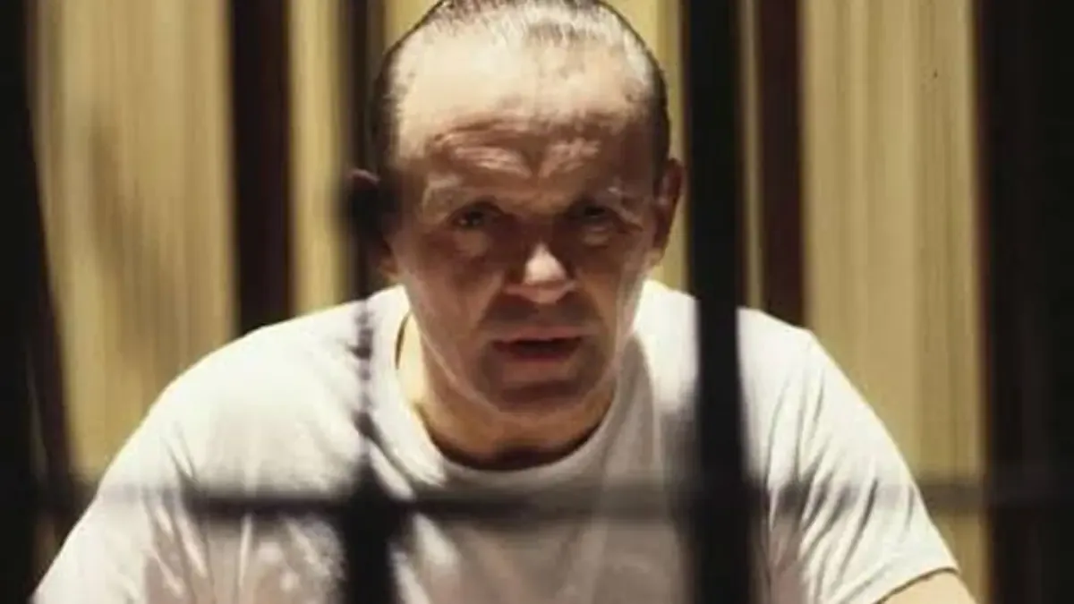 Anthony Hopkins'ten Sürpriz Dünya Kupası Pozu: 88 Yaşındaki Ustonun Enerjisi Şaşırttı Anthony Hopkins'ten Sürpriz Dünya Kupası Pozu: 88 Yaşındaki Ustonun Enerjisi Şaşırttı