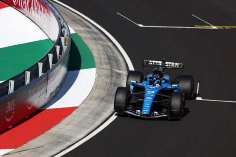 Williams F1 Takımı Sezonun İlk Yarısında Zorlu Süreç Geçirdi