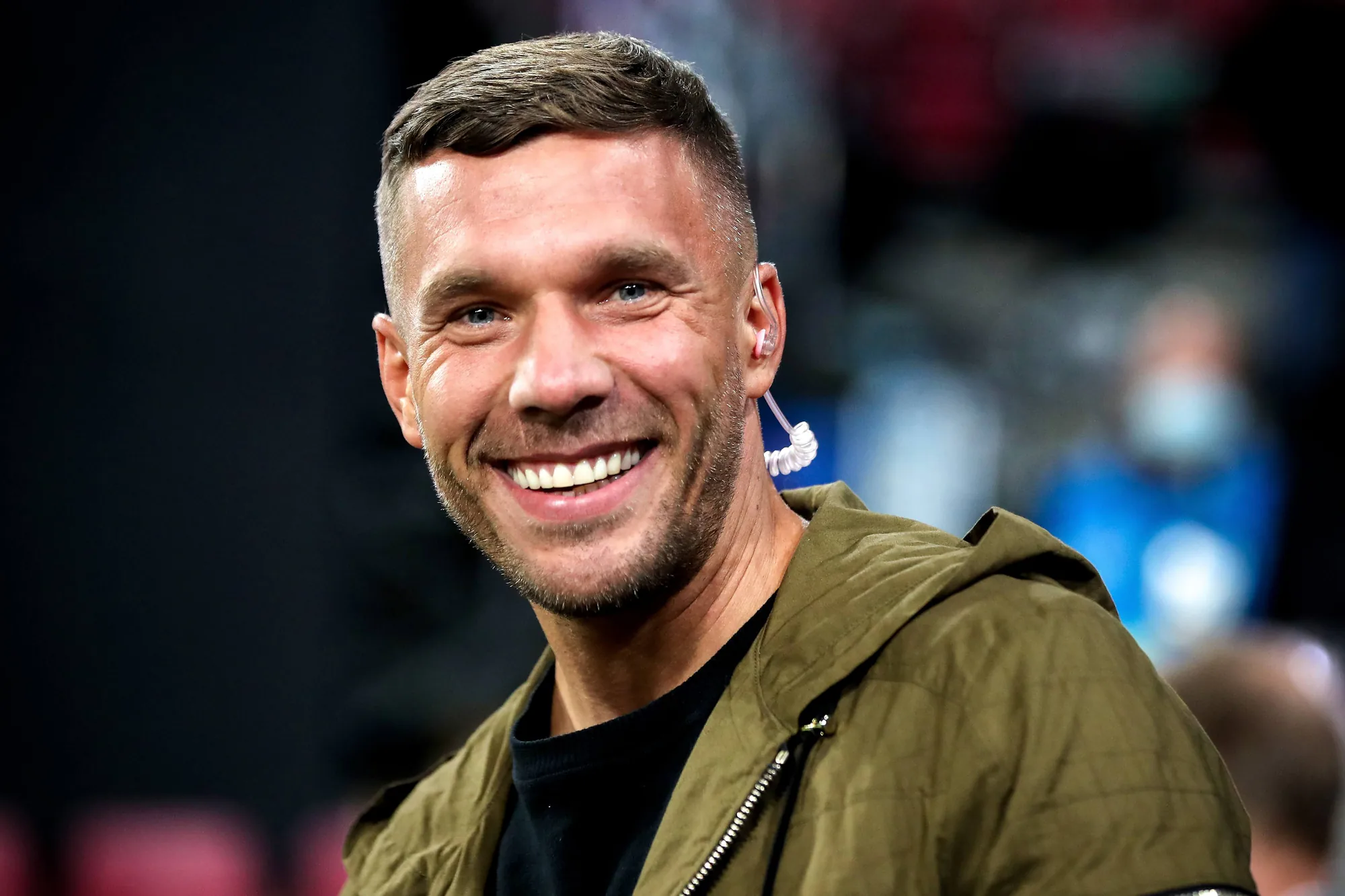 Lukas Podolski'den Sürpriz Karar: Fenerbahçe Eşleşmesi Emekliliği Erteletti